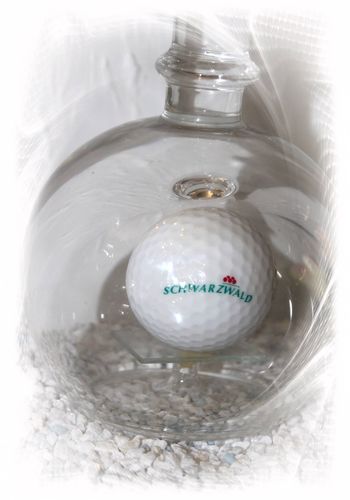139117 Edelglasflasche "Golfball" Schwarzwald