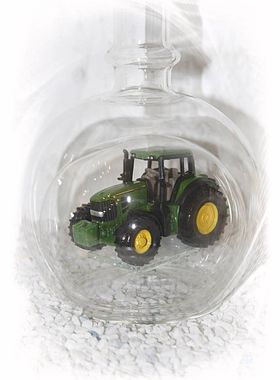 Edelglasflasche "Traktor " John Deere