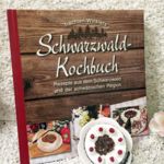 400068 Schwarzwälder Kochbuch mit Kirschtorte