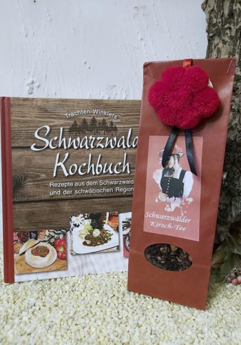 4000119 Schwarzwälder Kochbuch mit Schwarzwaldtee-Bollenhut