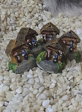Miniatur Schwarzwaldhaus mit Schwarzwaldpaar