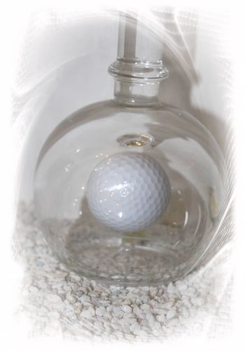 139118 Edelglasflasche "Golfball" neutral