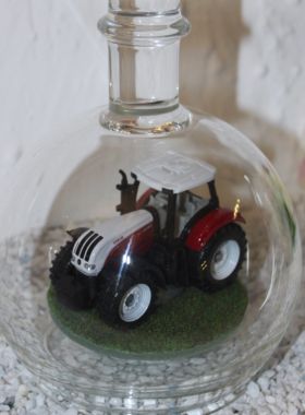 Edelglasflasche "Traktor" Steyr 6230