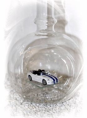 Edelglasflasche mit "Corvette"