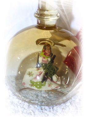 Edelglasflasche mit Hexe und Honig-Birnen-Schnäpsle