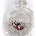138854 Edelglasflasche mit Mercedes DTM