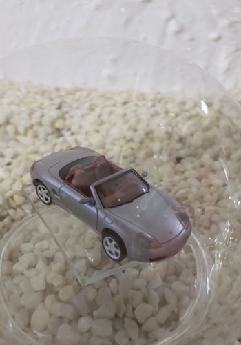 GLF1006 Edelglasflasche mit Porsche"Boxter Cabrio