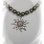 137318 Edelweiß-Kette "Verena" olivgrün