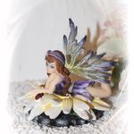 140319 Elfe "Trautmansdorf" auf Blume mit Glückskäfer