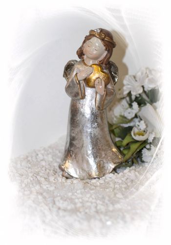 137963 Angelino Schutzengel mit goldenem Herz