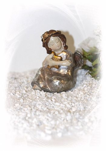 137964 Angelino Schutzengel mit goldenem Stern
