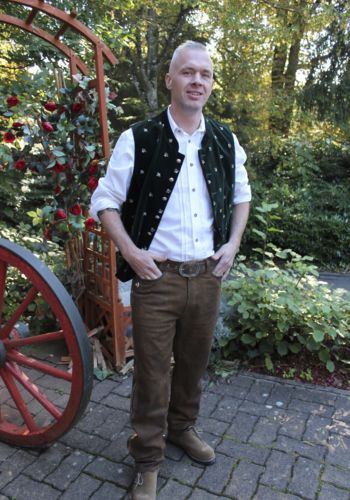 134680 Lederhose "München" dunkelbraun