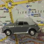 139618 Magnet "Oldtimer" VW Käfer mit Hard-Top grau