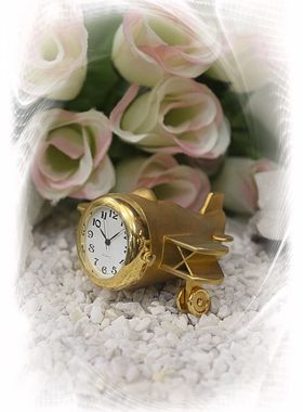 Miniaturuhr "Doppeldecker-Flieger"