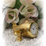 137914 Miniaturuhr "Doppeldecker-Flieger"