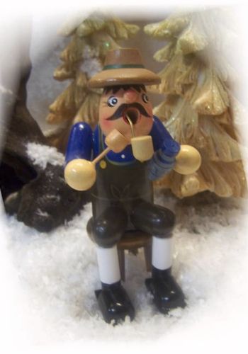 135439 Räuchermännle "Winzer"