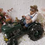 140323 Spardose Oldtimer-Traktor mit Bauer