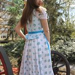 140601 Dirndl "Ihringen" mit Schürze