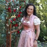 140600 Dirndl "Amsterdamm" mit Edelschürze