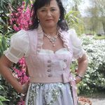 139402 Edeldirndl "Augsburg" mit Schürze