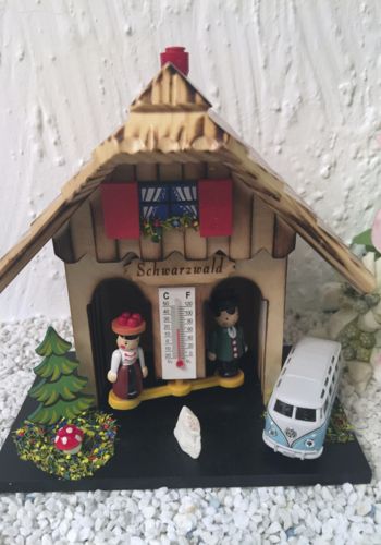 20000030 Wetterhaus "Ingolstadt" mit VW Bulli Samba türkis-weiss