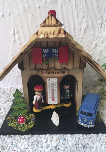 20000031 Wetterhaus "Ingolstadt" mit VW Bulli Samba blau