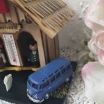 20000031 Wetterhaus "Ingolstadt" mit VW Bulli Samba blau