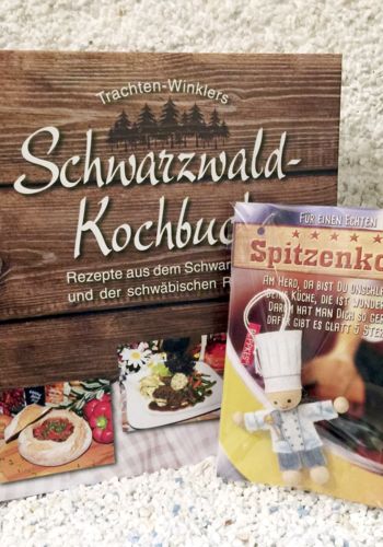 400067 Schwarzwälder Kochbuch mit Püpple Spitzenkoch