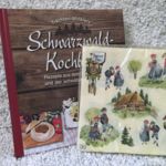 4000112 Schwarzwälder Kochbuch mit Schwarzwaldservietten