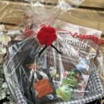 700001 Geschenkkorb "Triberg" mit Schwarzwald Kochbuch