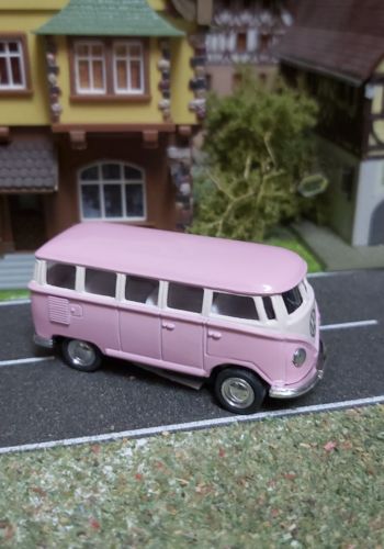 1000026 VW Bus rosa
