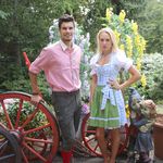 137157 Dirndl "Bonn" mit Schürze