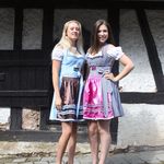 138971 Dirndl "Frankreich" mit Schürze