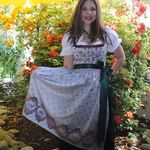 139462 Dirndl "Friedrichshafen" mit Schürze