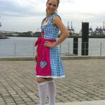 138576 Dirndl "Hallein" mit Schürze