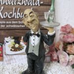 K10004 Schwarzwaldkochbuch mit Kochfigur Oberkelner