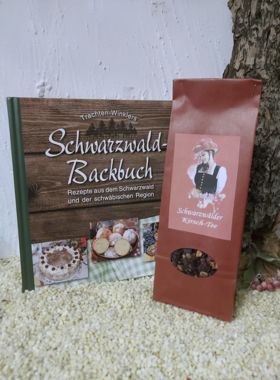 Schwarzwald Backbuch mit Kirschtee