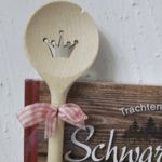 KB 1006 Kochbuch mit Kochlöffel - Queen of the Kitchen