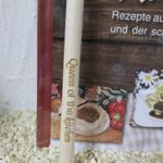 KB 1006 Kochbuch mit Kochlöffel - Queen of the Kitchen