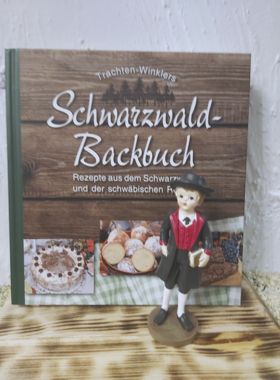 Schwarzwald Backbuch mit Schwarzwald-Bub