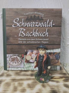 Schwarzwald Backbuch mit Schwarzwaldbub