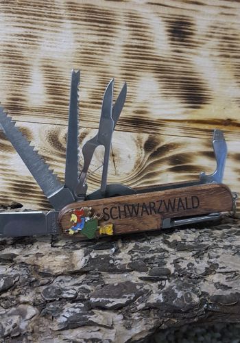 MA1055 Schwarzwaldmesser mit Hexe