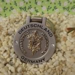 Sch1011 Schlüsselanhänger Schwarzwälder Kuckucksuhr