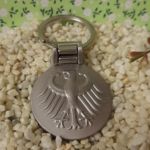 Sch1011 Schlüsselanhänger Schwarzwälder Kuckucksuhr