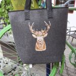 TA 1003 Schwarzwaldtasche mit Schwarzwald-Hirsch
