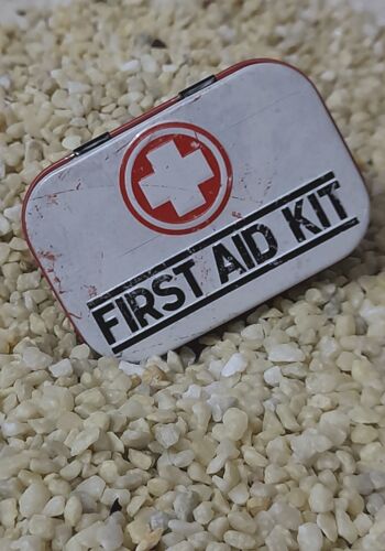 PD1029 Pillendose "First Aid Kit"