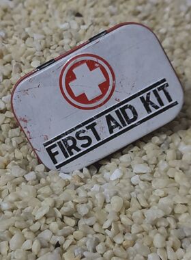 Pillendose "First Aid Kit"