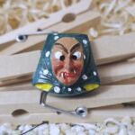 KMÄ1003 Klammer mit Mäskle Hexe grün