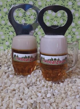 Flaschenöffner Bierkrug Schwarzwald