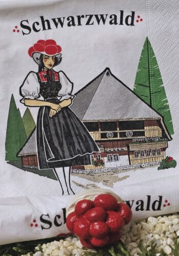 SV1003 Schwarzwälder Serviettenring rot mit Servietten